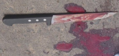 Resultado de imagem para faca suja de sangue