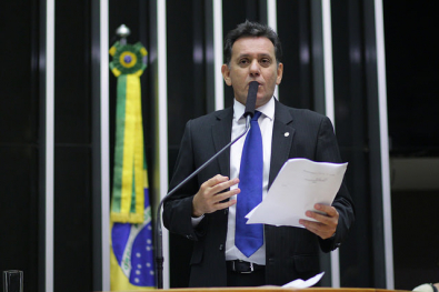 leitao.jpg