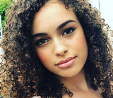 mya-naylor.jpg