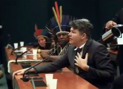 Deputado de MT chama indígena de "palhaça" e faz acusações contra ONGs