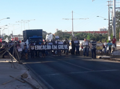 manifestacao-feb2.jpg