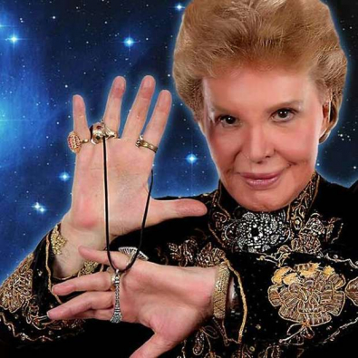 walter-mercado.jpg