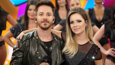 SANDY E Jï¿½NIOR.jpg