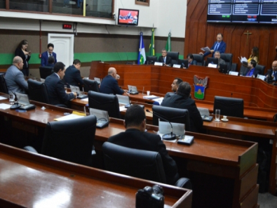 camaracuiaba-plenario.jpg
