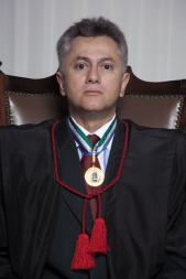 ORLANDOPERRI.jpg