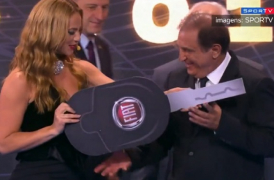 paolla oliveira.jpg