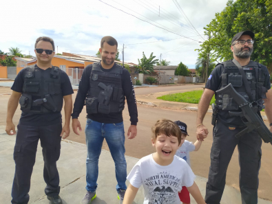crian�as pol�cia.jpg