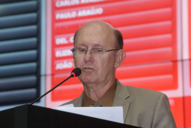 CARLOSAVALONE-DEPUTADO-FOLHAMAX.JPG