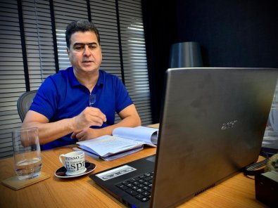notebook-emanuel.jpg