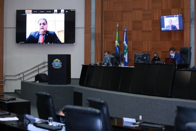 assembleia-sessao.jpg