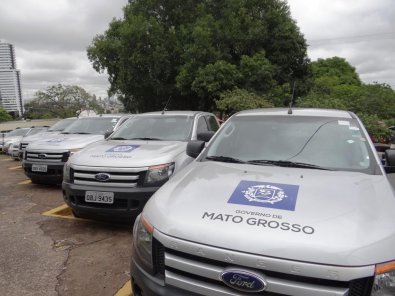 carroslocados].jpg