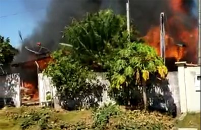 Casa-pega-fogo-proprieta?rio-morre-carbonizado-julho-2020-assessoria.jpg