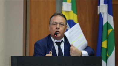 favero-tribuna.jpg