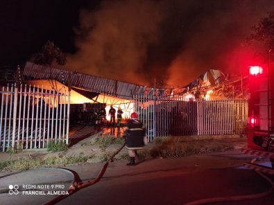 incendio galpï¿½o.jpeg