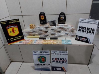 Droga B Garï¿½as Capa.jpg