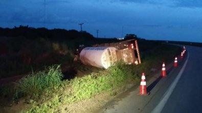 acidente carreta tanque.jpg