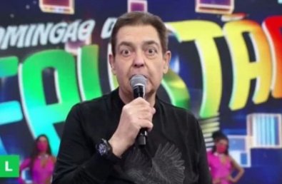 FAUSTAO RELOGIO.jpg