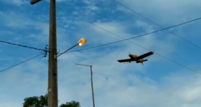 aviao agrotoxico.jpg