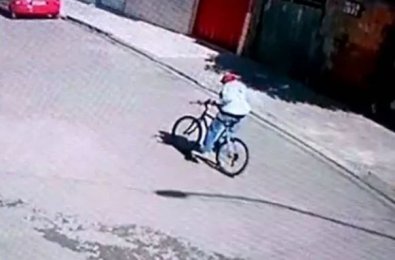 homem atira na propria perna.JPG