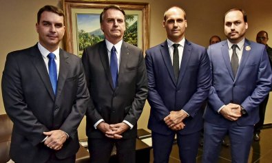 BOLSONARO-FILHOS.jpg