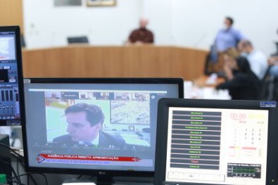 audiencia-gallo.JPG