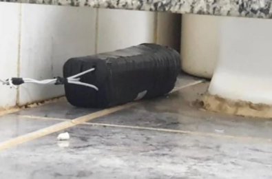 bomba na universidade.JPG