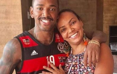 nego do borel e mae.JPG
