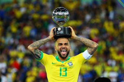 daniel-alves.jpg