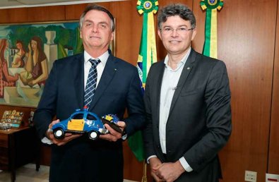medeiros-bozo.jpg