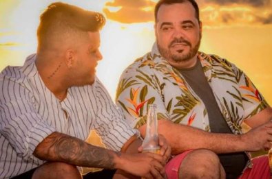 casal gay.JPG