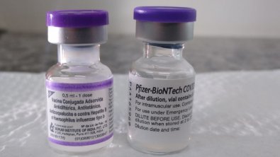 frasco-tetano-e-pfizer.jpg