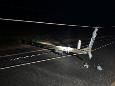 POSTE_ABALROADO.jpg