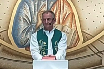 padrehomofobico.jpeg