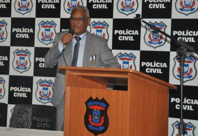 delegado adalberto oliveira