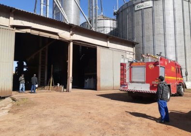 bombeiros silo.JPG