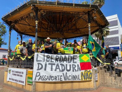 protesto-passaporte3.jpg