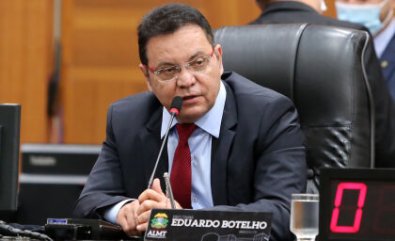 Botelho.jpg
