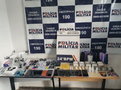 apreensï¿½o objetos que entrariam na PCE.jpg