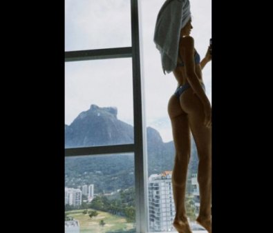 camilaqueiroz.JPG