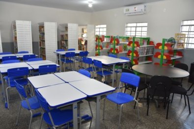 Emanuel reforma escola