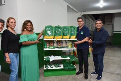 Emanuel reforma escola