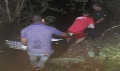rio vermelho.JPG