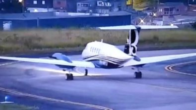 aviao com ouro