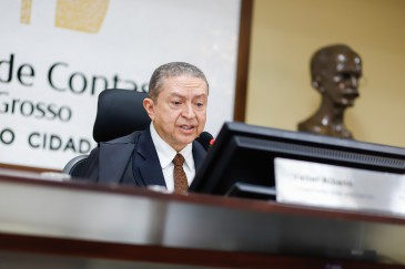o conselheiro-relator, Valter Albano.jpg