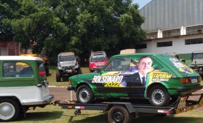 carro velho, fiat 147, propaganda bolsonaro