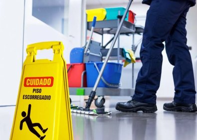 piso escorregadio, piso molhado