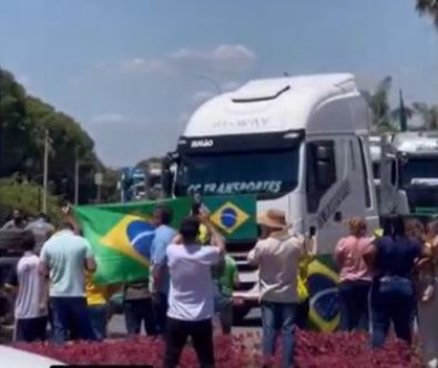 caminhoneiros.JPG