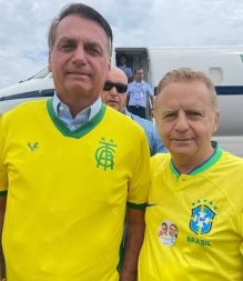 PREFEITO E BOLSONARO.JPG