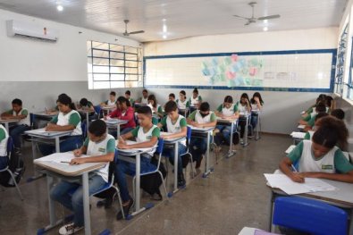estudantes cuiaba