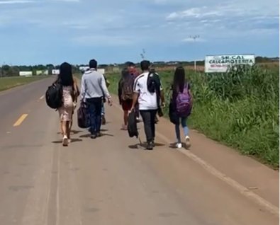 enem-caminhada.JPG